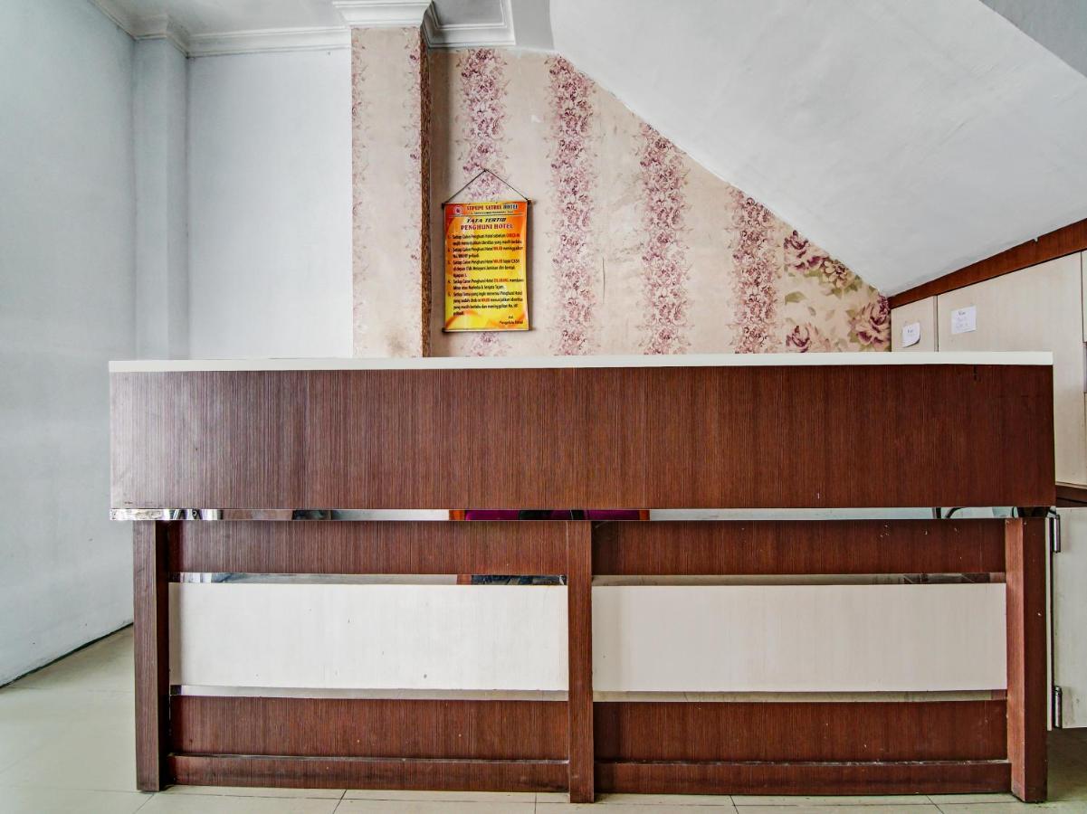 Oyo 90897 Hotel Sepupu Satria Pekanbaru Εξωτερικό φωτογραφία