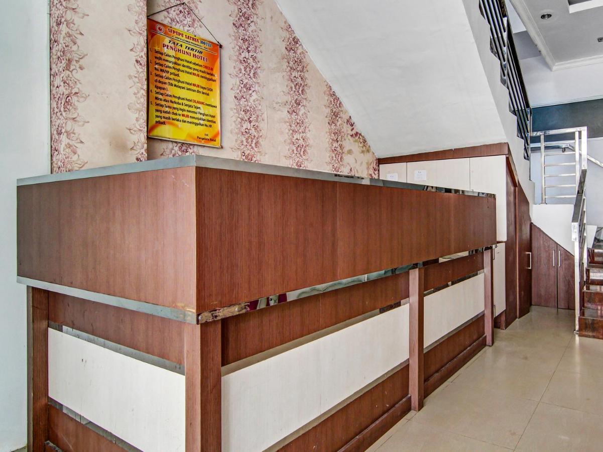 Oyo 90897 Hotel Sepupu Satria Pekanbaru Εξωτερικό φωτογραφία