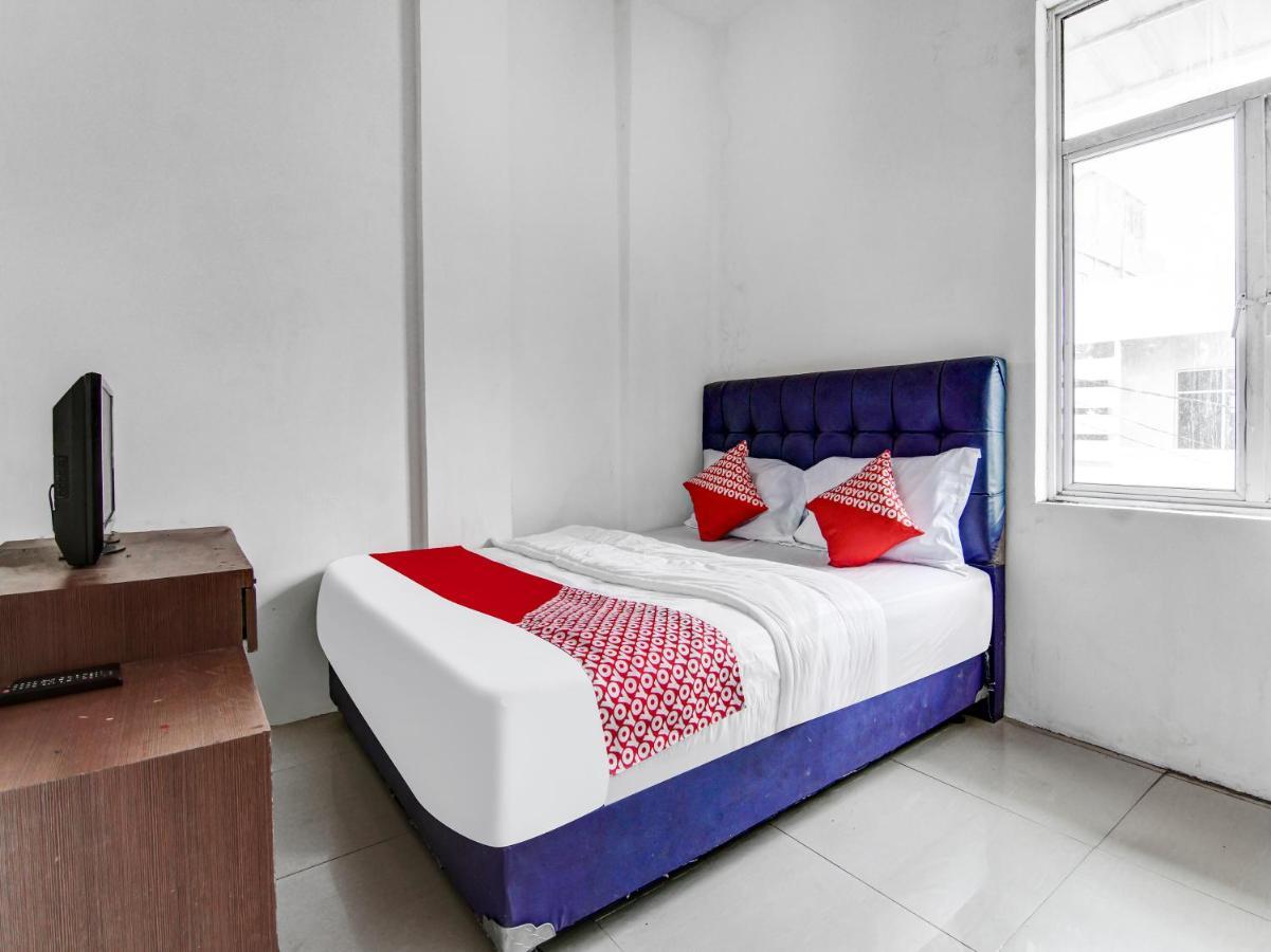Oyo 90897 Hotel Sepupu Satria Pekanbaru Εξωτερικό φωτογραφία