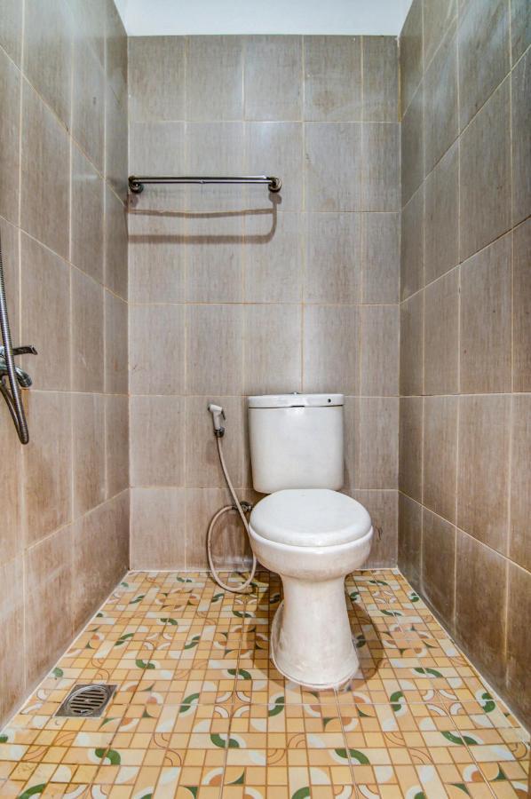 Oyo 90897 Hotel Sepupu Satria Pekanbaru Εξωτερικό φωτογραφία