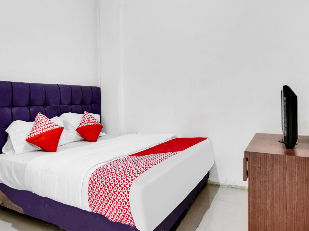 Oyo 90897 Hotel Sepupu Satria Pekanbaru Εξωτερικό φωτογραφία